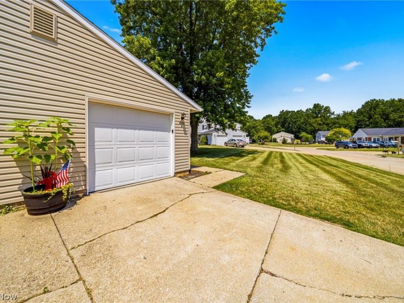 6824 Beacon Drive, Unit D, Mentor, OH 44060 Photo 35
