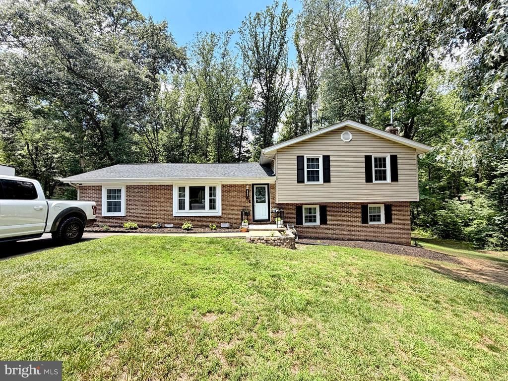 10372 ANDREA LANE, LA PLATA, MD 20646