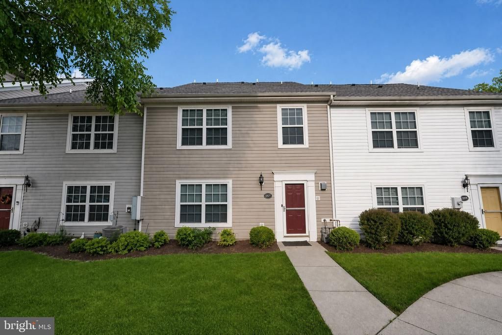 43577 Patching Pond Square, Ashburn, VA 20147 Main Photo