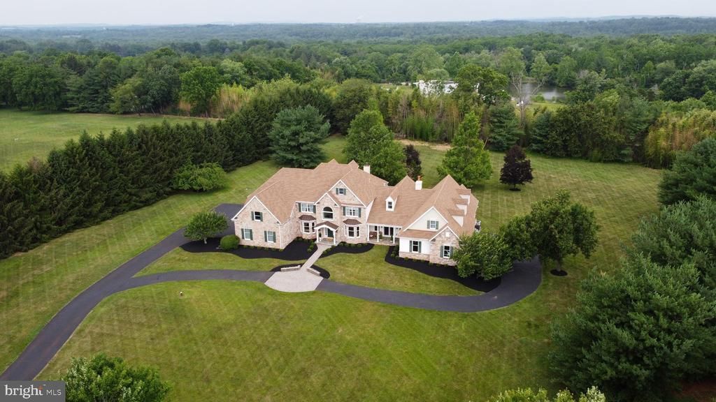 1465 LITTLE CREEK LANE , COLLEGEVILLE, PA 19426