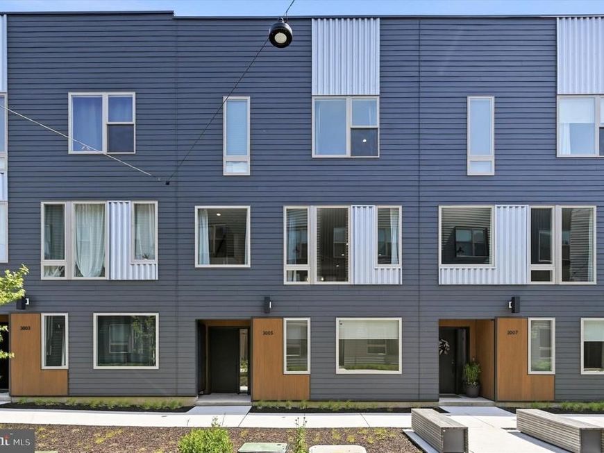 3005 Birchview Walk, Philadelphia, PA 19125 Main Photo