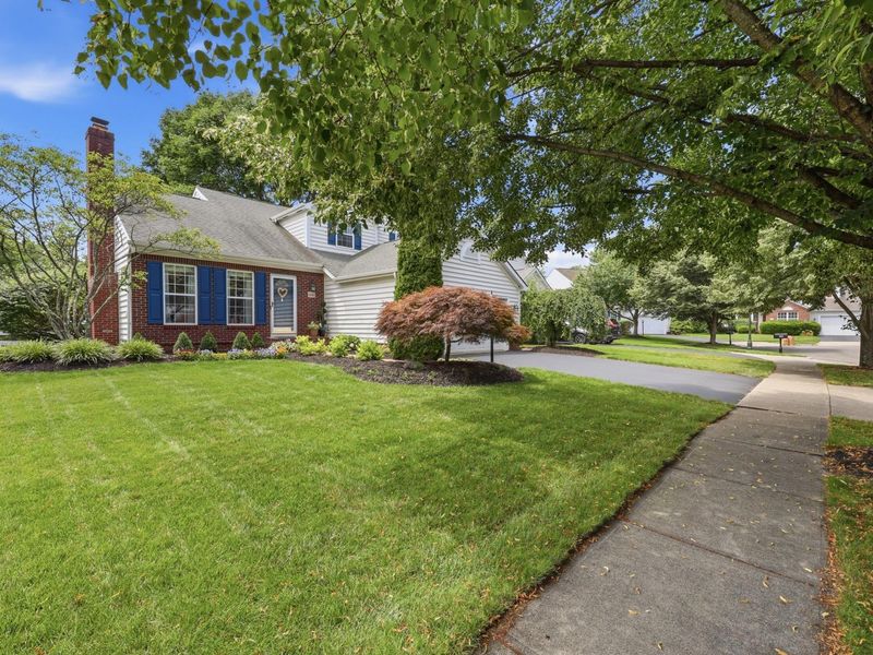 1681 Gosport Place, New Albany, OH 43054 Photo 3