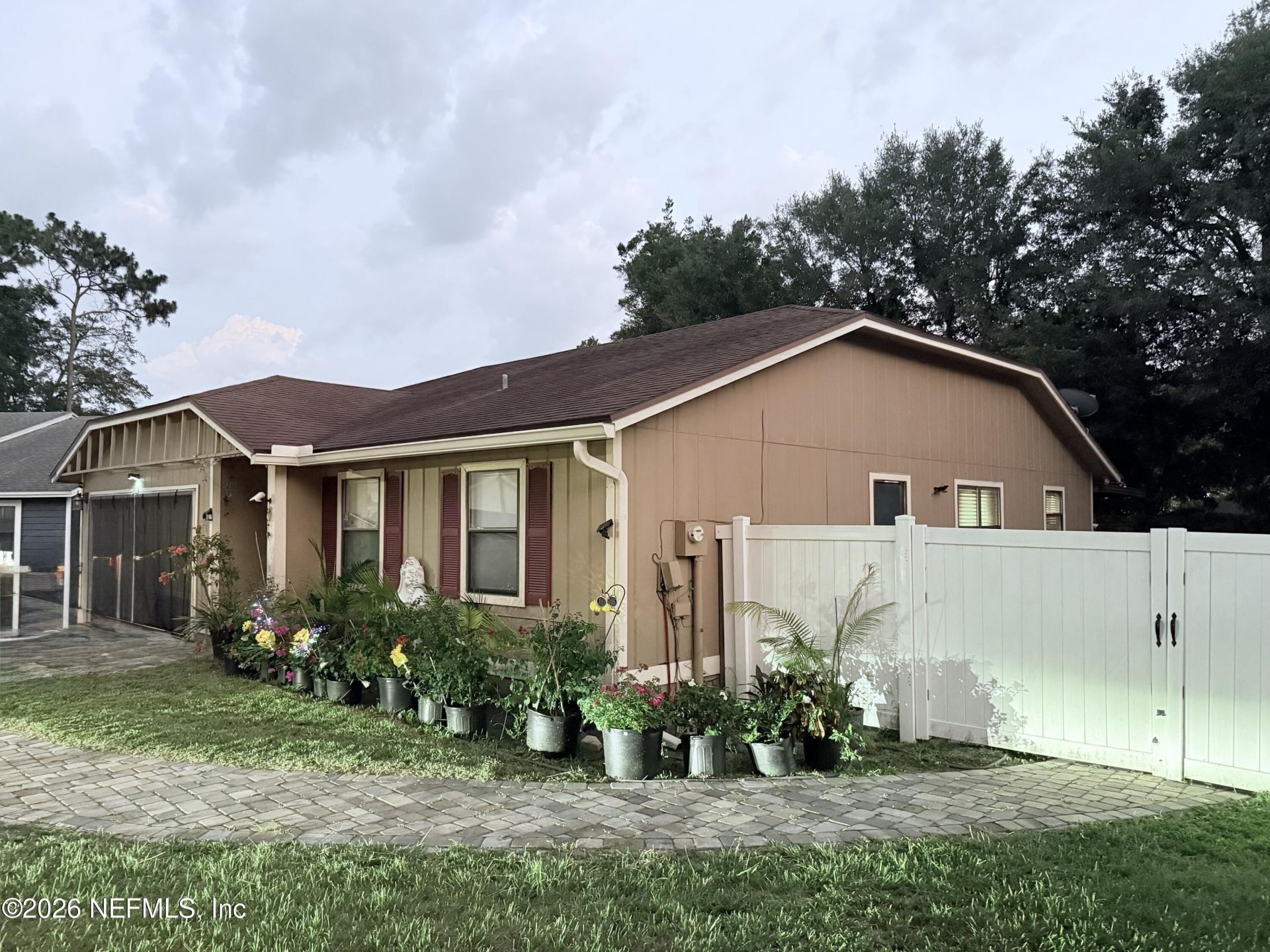 8005 FLEUR DE LIS Drive Jacksonville, FL 32277