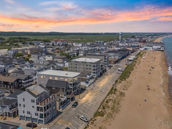21 Atlantic Ave, Unit 5, Salisbury, MA 01952