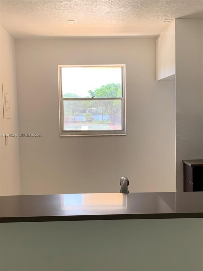 201 Berkley Rd , Unit 204, Hollywood, FL 33024 Photo
