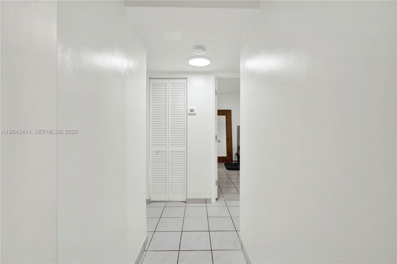 1101 SW 122nd Ave , Unit 205, Miami, FL 33184 Photo