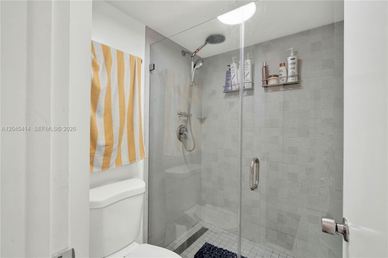 1101 SW 122nd Ave , Unit 205, Miami, FL 33184 Photo
