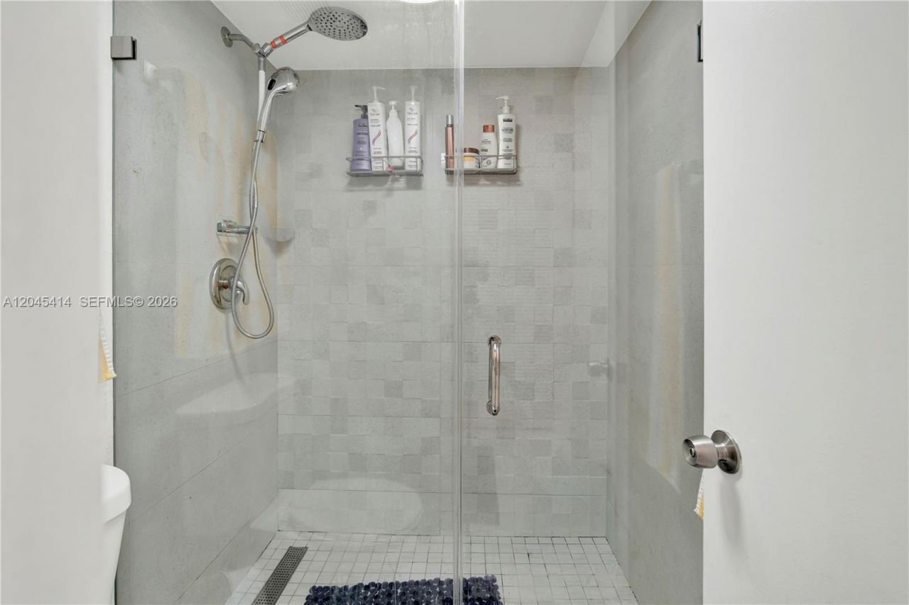1101 SW 122nd Ave , Unit 205, Miami, FL 33184 Photo