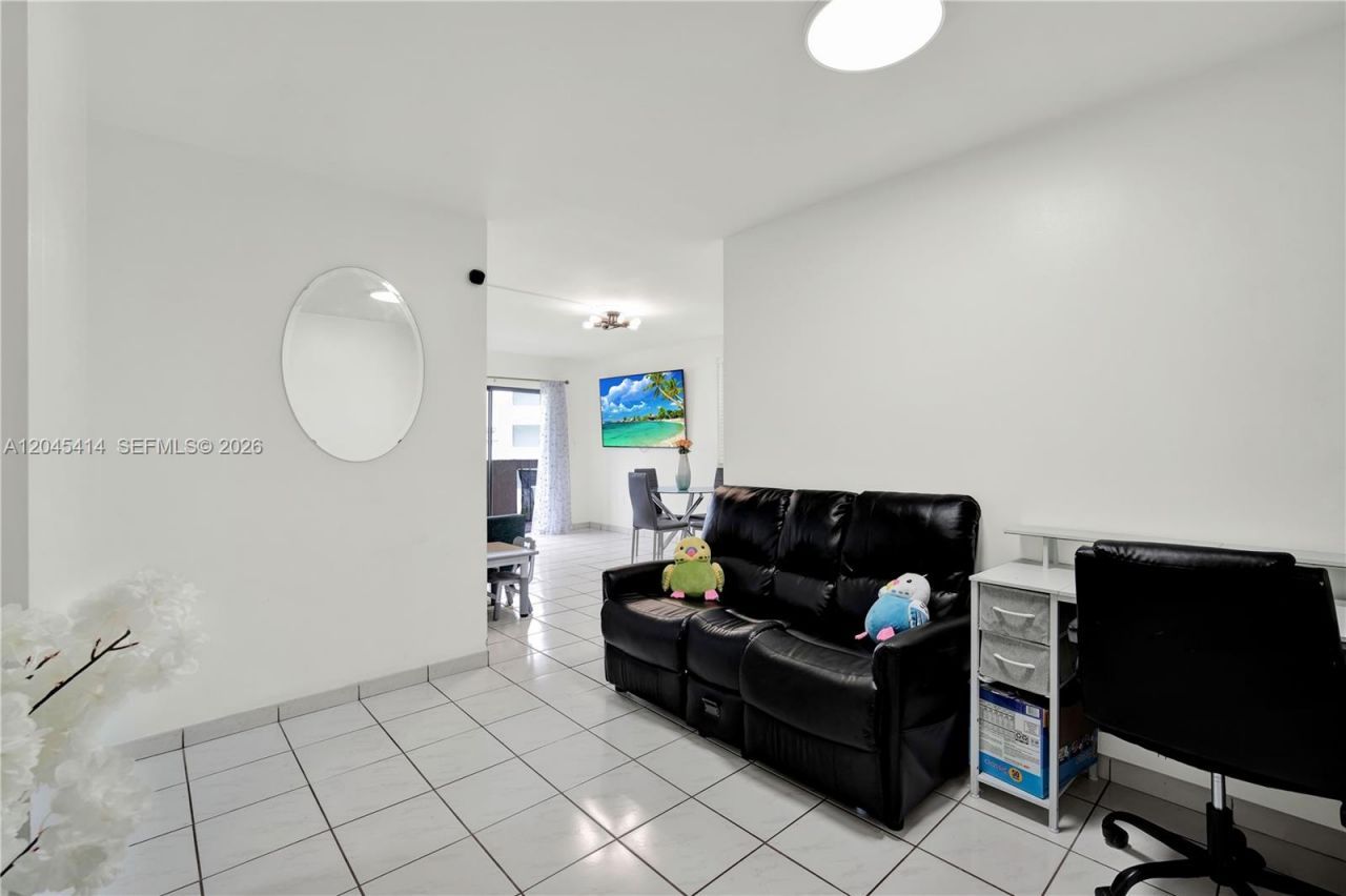 1101 SW 122nd Ave , Unit 205, Miami, FL 33184 Photo