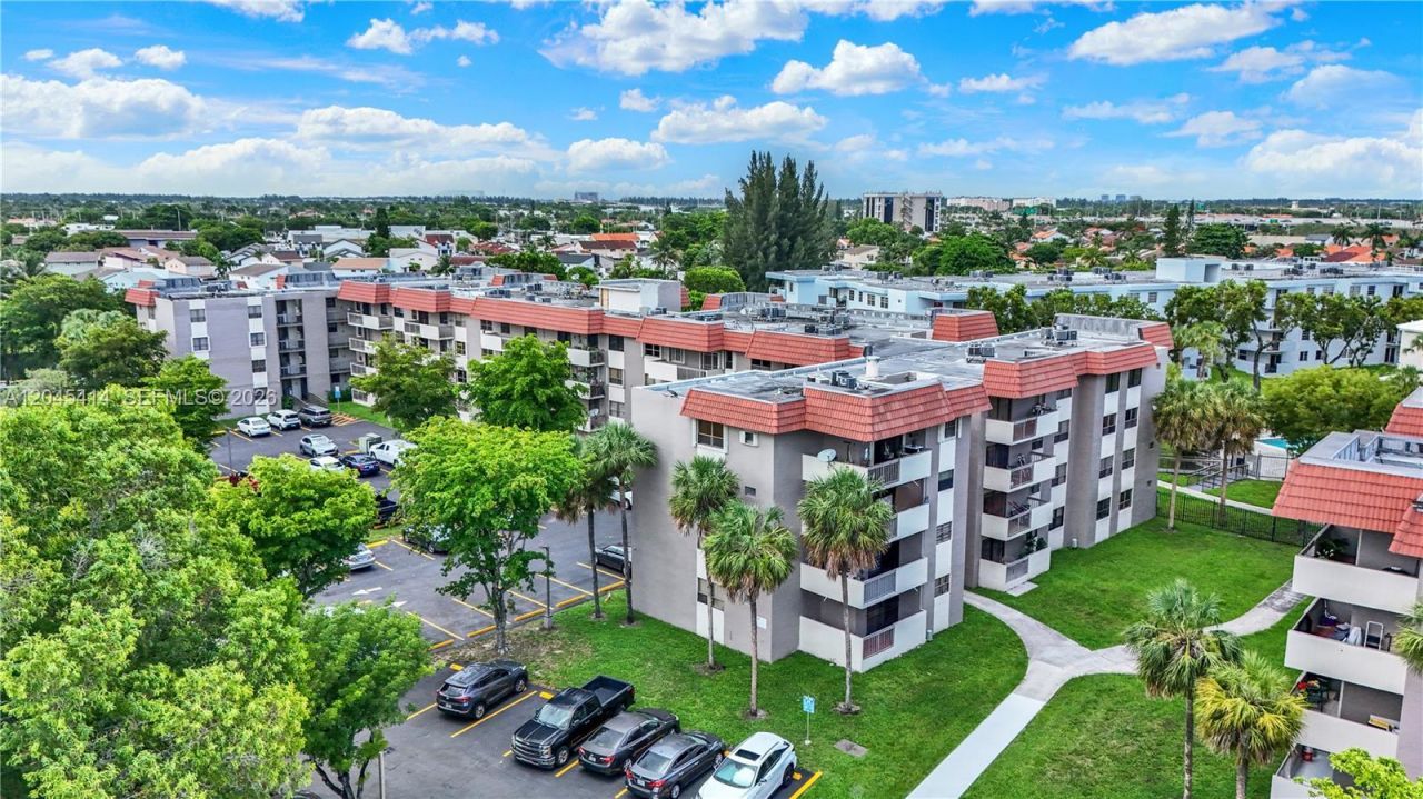 1101 SW 122nd Ave , Unit 205, Miami, FL 33184 Photo