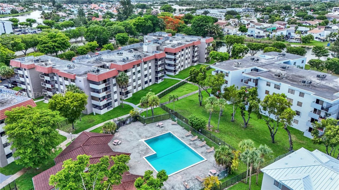 1101 SW 122nd Ave , Unit 205, Miami, FL 33184 Photo