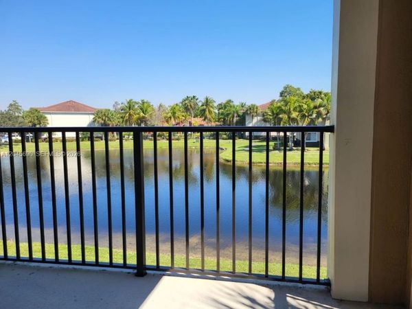 8070 N Nob Hill Rd , Unit 208, Tamarac, FL 33321