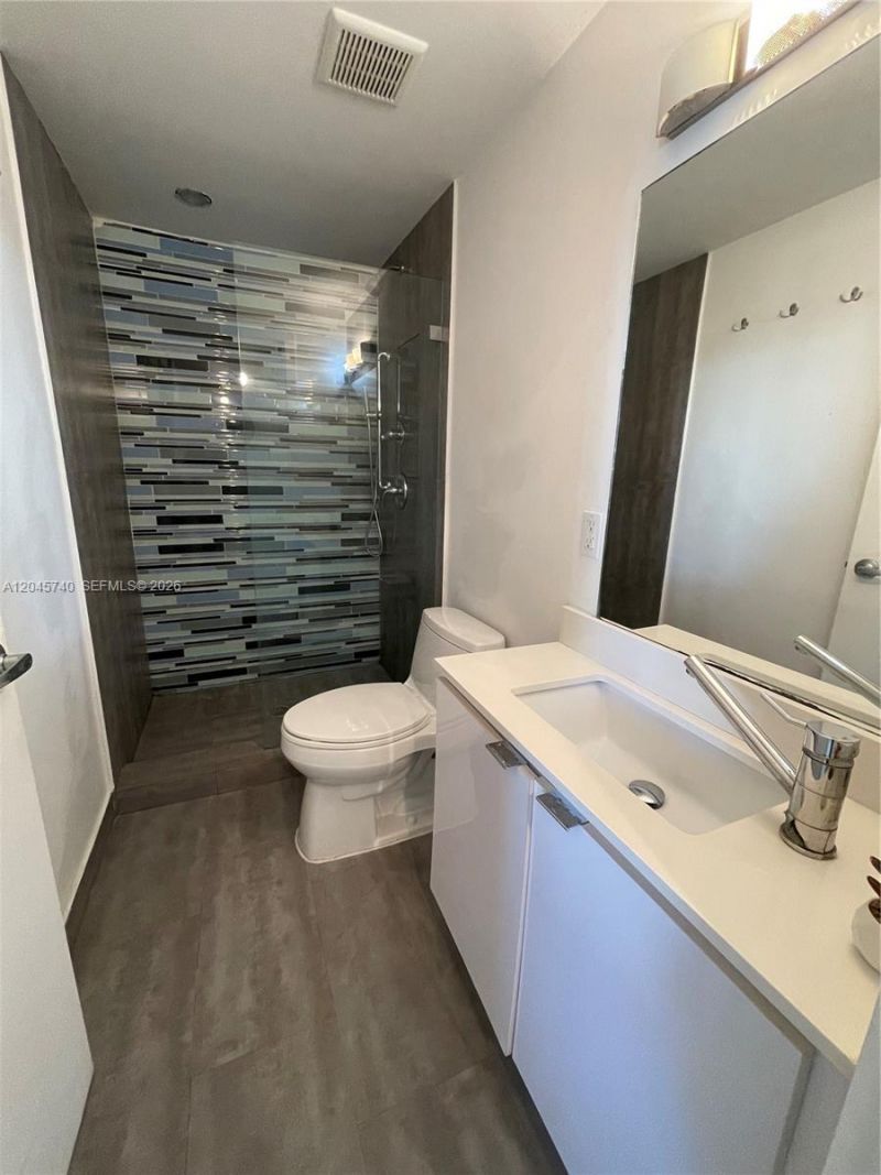 801 15th St, Unit 101, Miami Beach, FL 33139 Photo