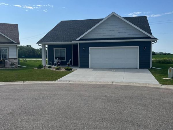 100 Willow Lane NW, Kasson, MN 55944