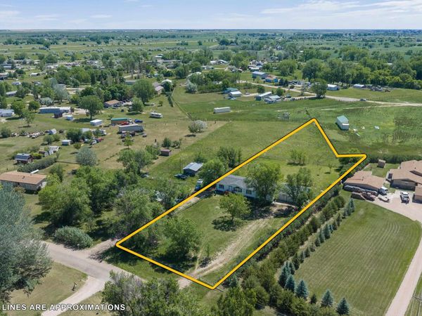 5602 GREENWOOD LN, Rapid City, SD 57703