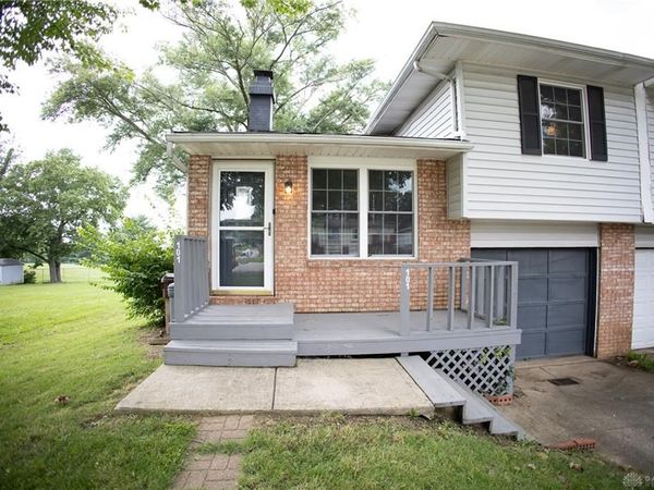 101 Highridge Court, Franklin, OH 45005