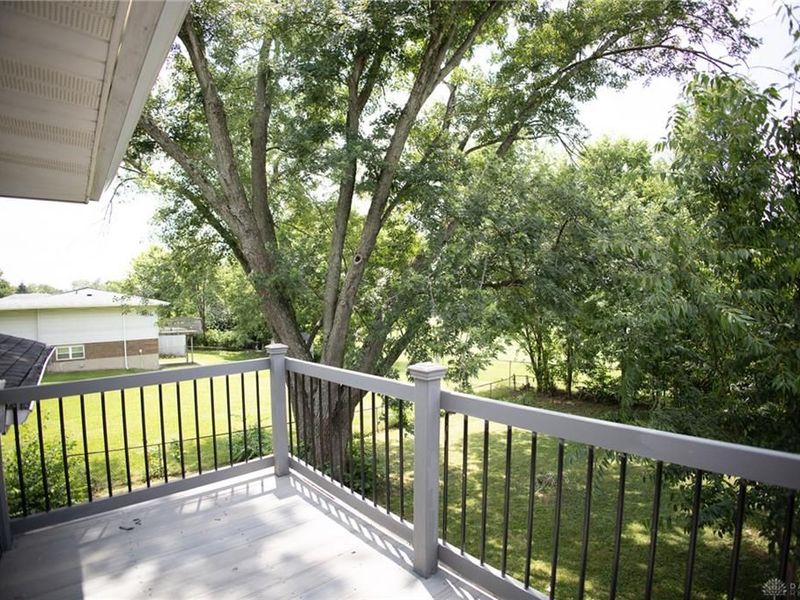 101 Highridge Court, Franklin, OH 45005 Photo 11
