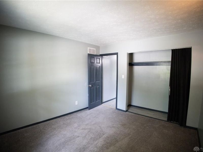 101 Highridge Court, Franklin, OH 45005 Photo 14
