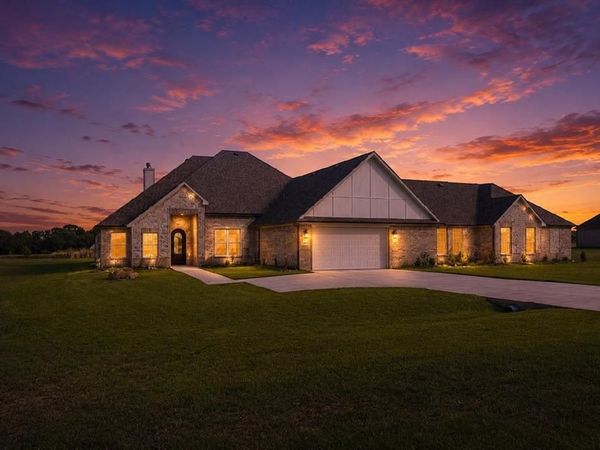 1060 Grison Circle, Corsicana, TX 75109