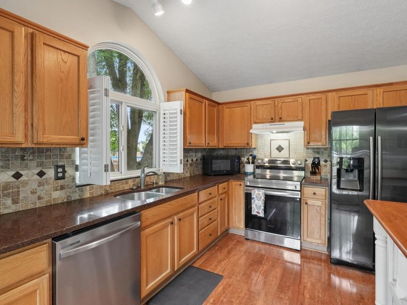 470 Pruden Drive, Pickerington, OH 43147 Photo 11