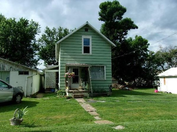 268 Buena Vista Avenue , Utica, OH 43080