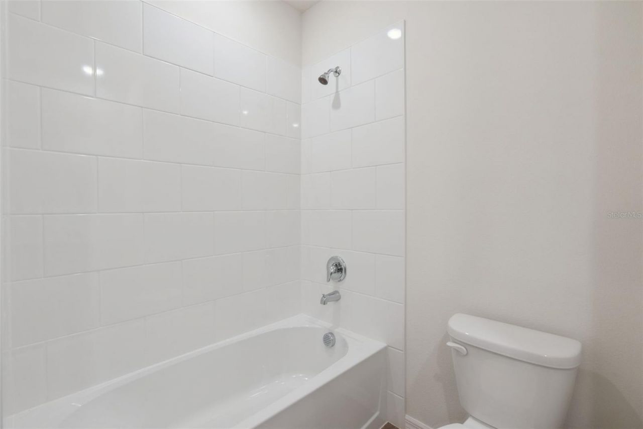 5851 Cool Spring Cove, Saint Cloud, FL 34771 Photo