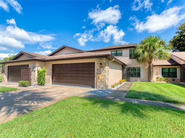 105 DEER LAKE CIRCLE , ORMOND BEACH, FL 32174