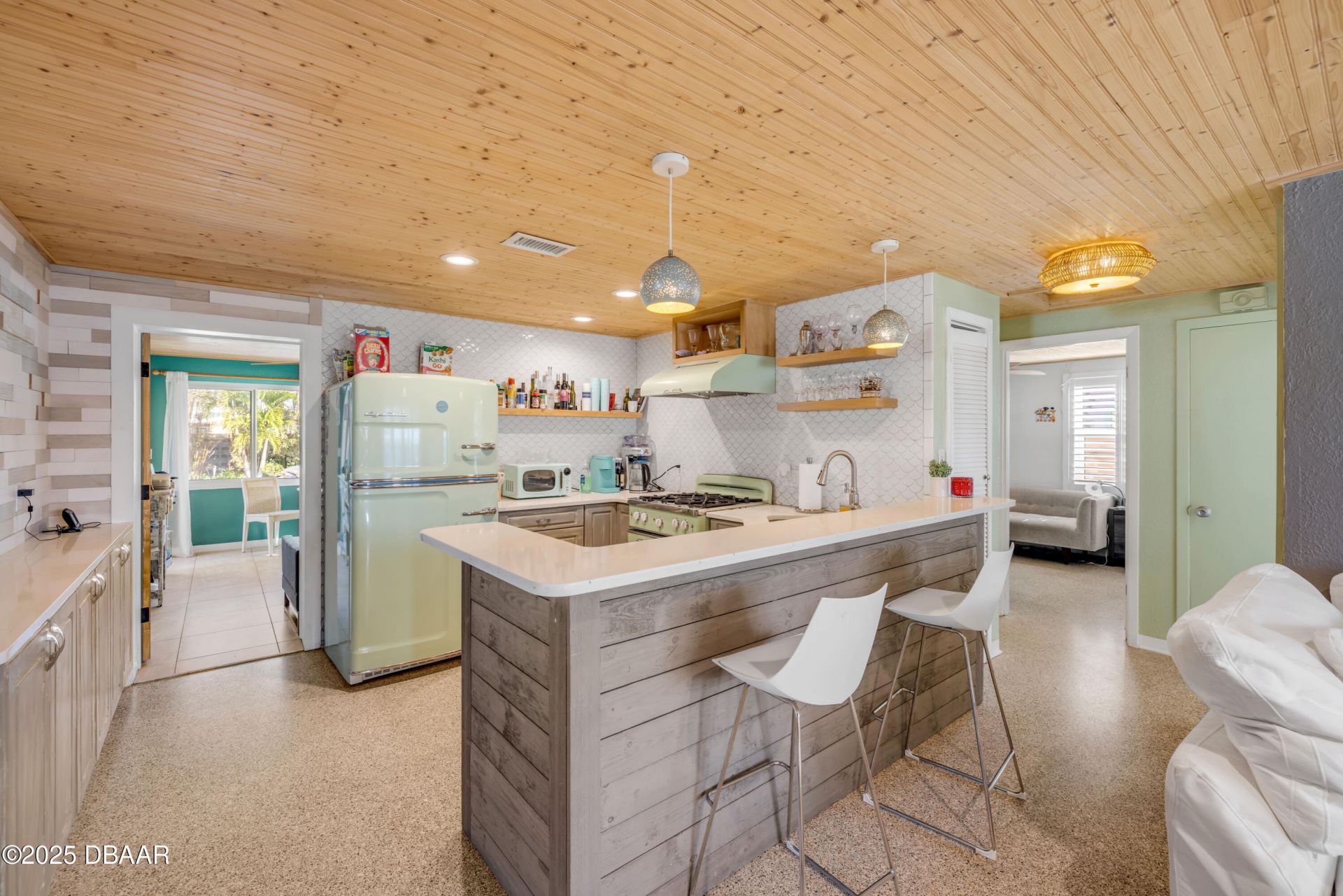 308 Normandy Avenue, New Smyrna Beach, FL 32169 Photo