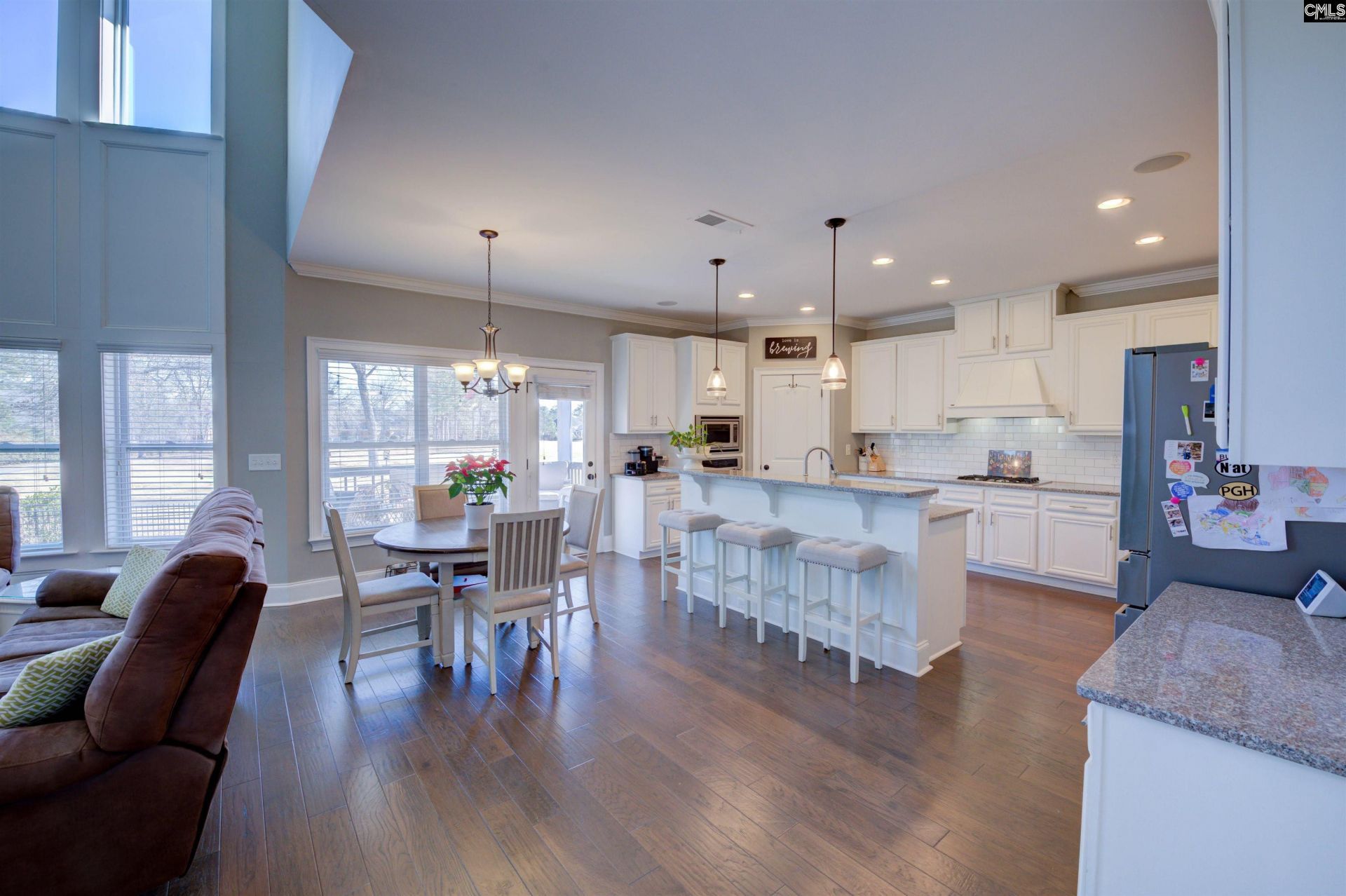 334 Glenn Village Circle Photo 11