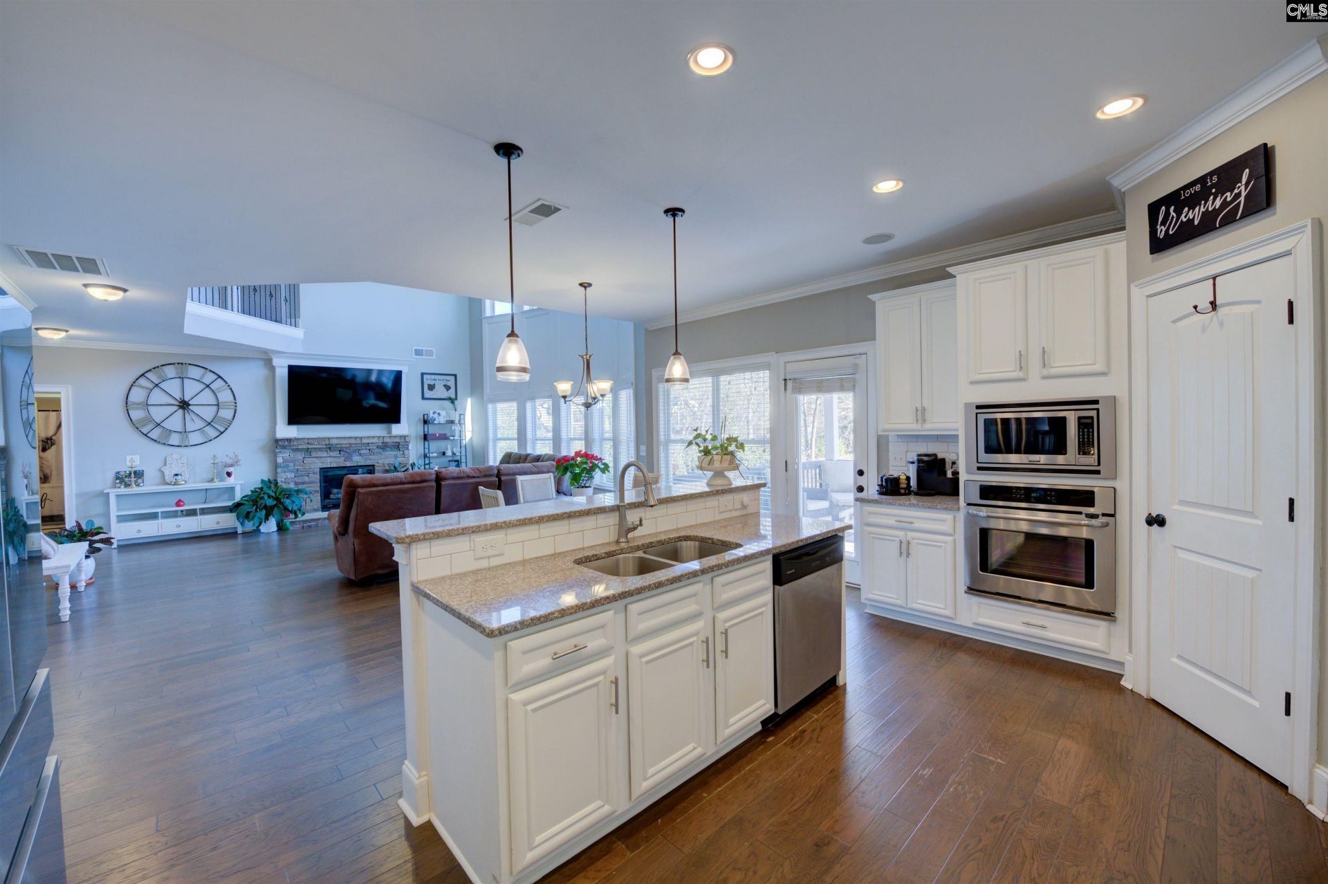 334 Glenn Village Circle Photo 13