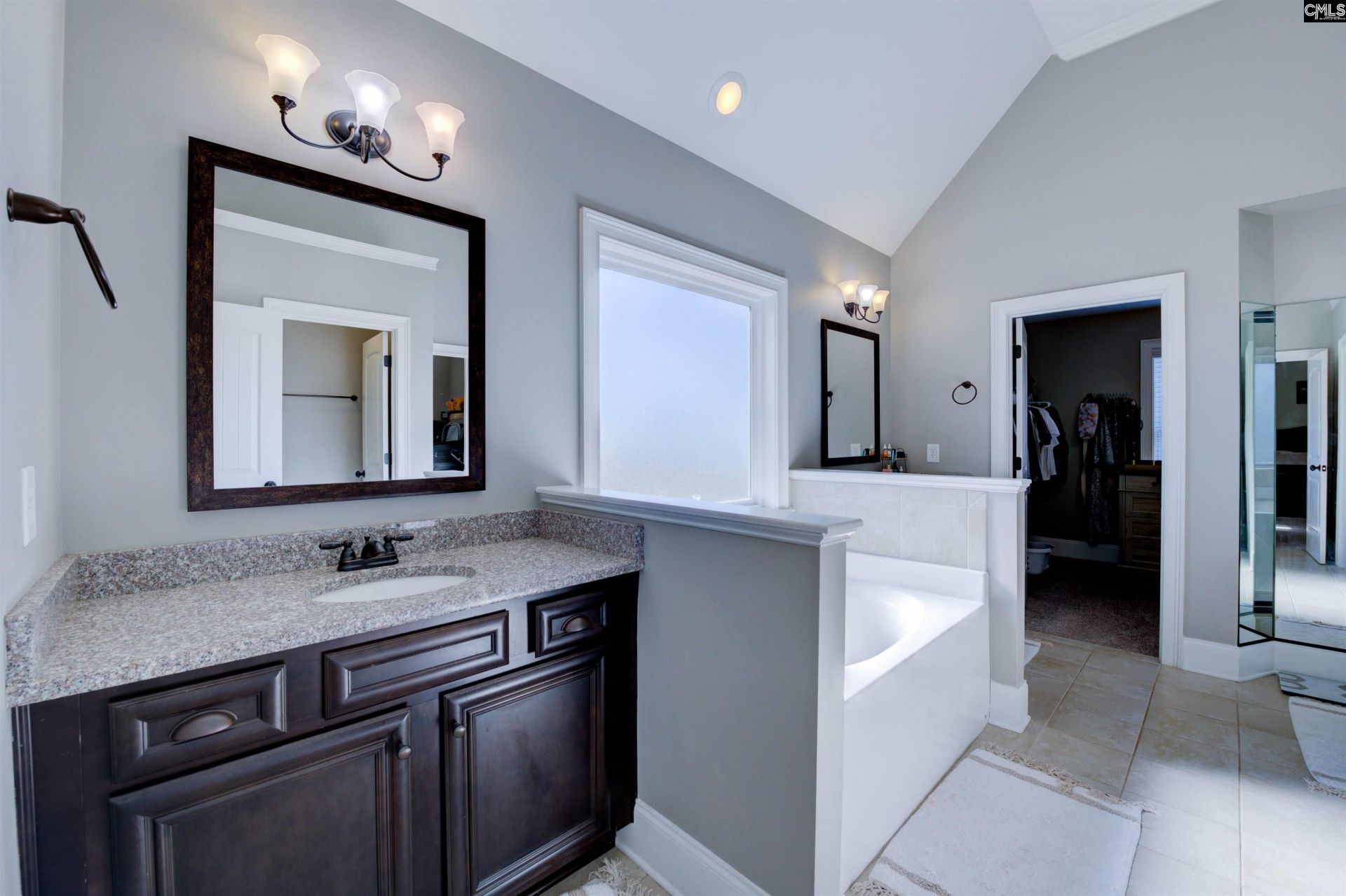 334 Glenn Village Circle Photo 18