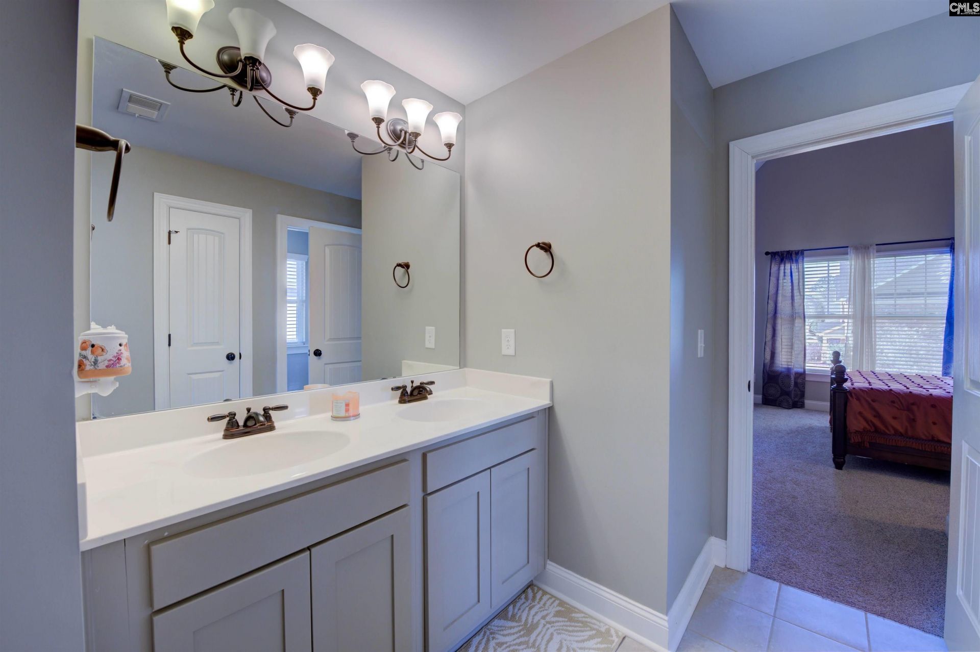 334 Glenn Village Circle Photo 23