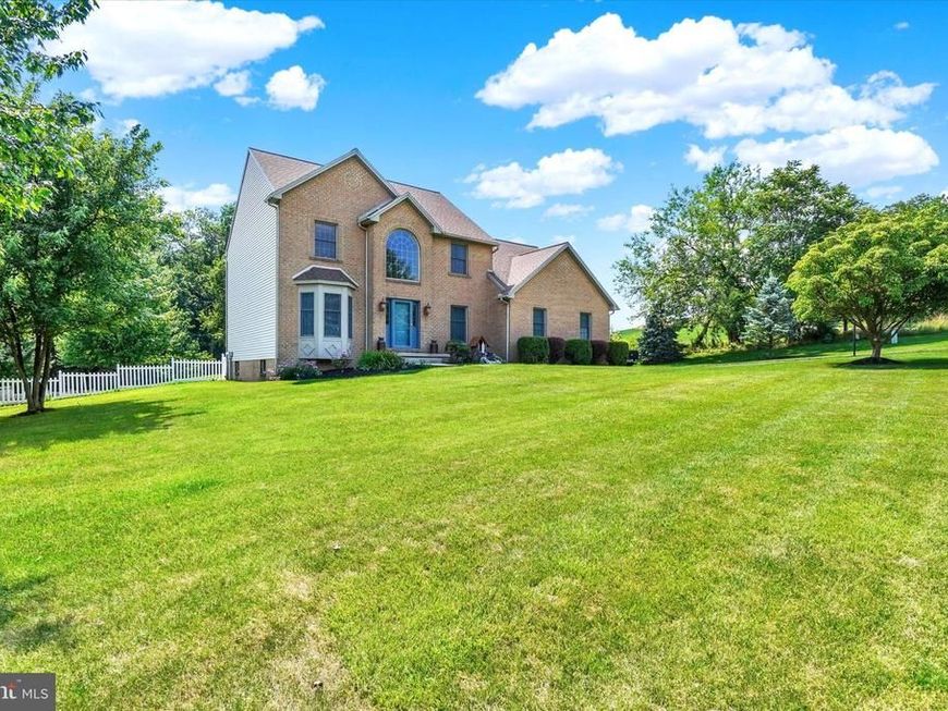 490 S Park Street , Dallastown, PA 17313 Main Photo
