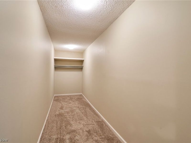 880 Hampton Ridge Drive , Akron, OH 44313 Photo 24