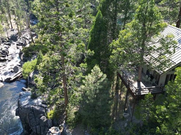 28783 Herring Creek Ln, Strawberry, CA 95375