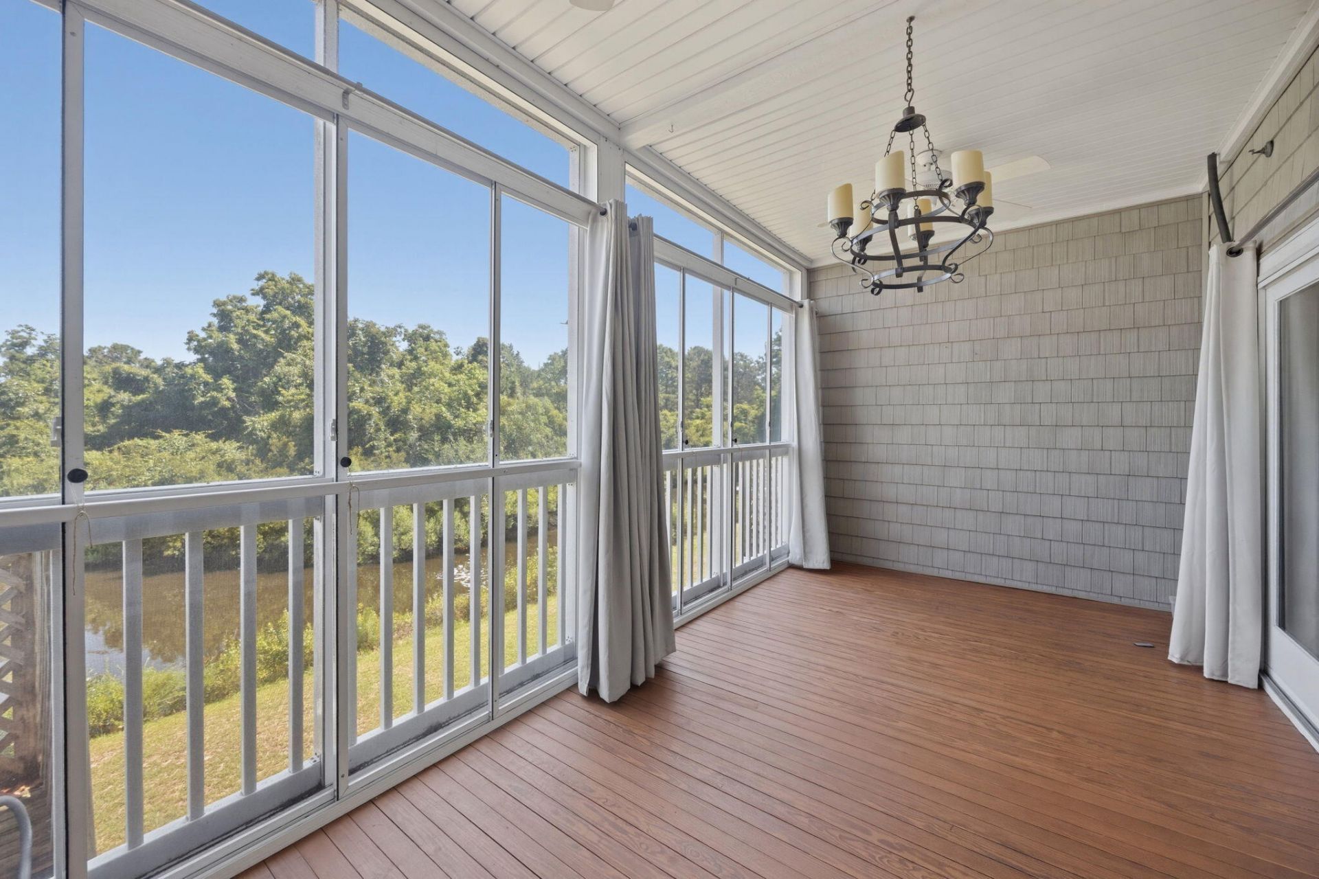 1601 Hopeman Lane Photo 13