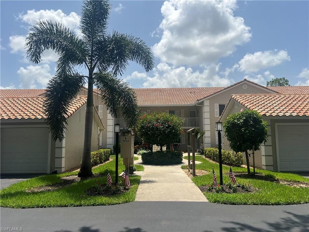 5936 Cranbrook Way , Unit B102, Naples, FL 34112 Photo