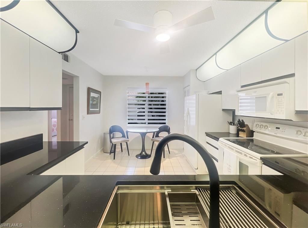 5936 Cranbrook Way , Unit B102, Naples, FL 34112 Photo