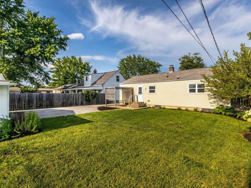 4289 Brookgrove Drive, Grove City, OH 43123 Photo 6