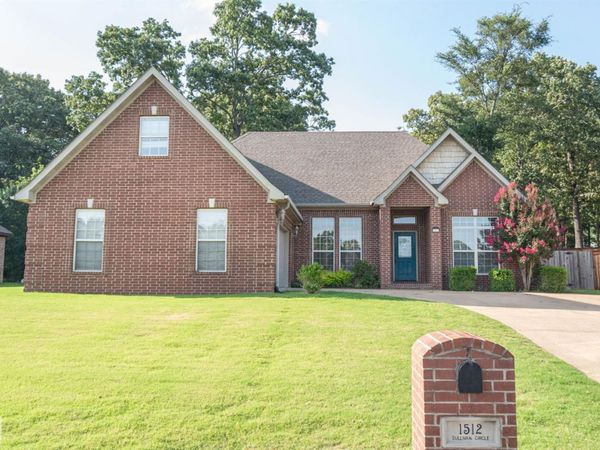 1512 Sullivan Circle, Jonesboro, AR 72404