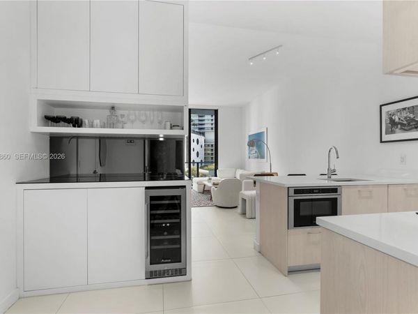 501 NE 31st St , Unit 204, Miami, FL 33137