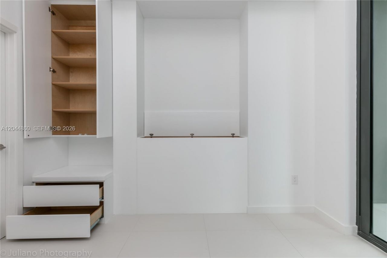501 NE 31st St, Unit 204, Miami, FL 33137 Photo