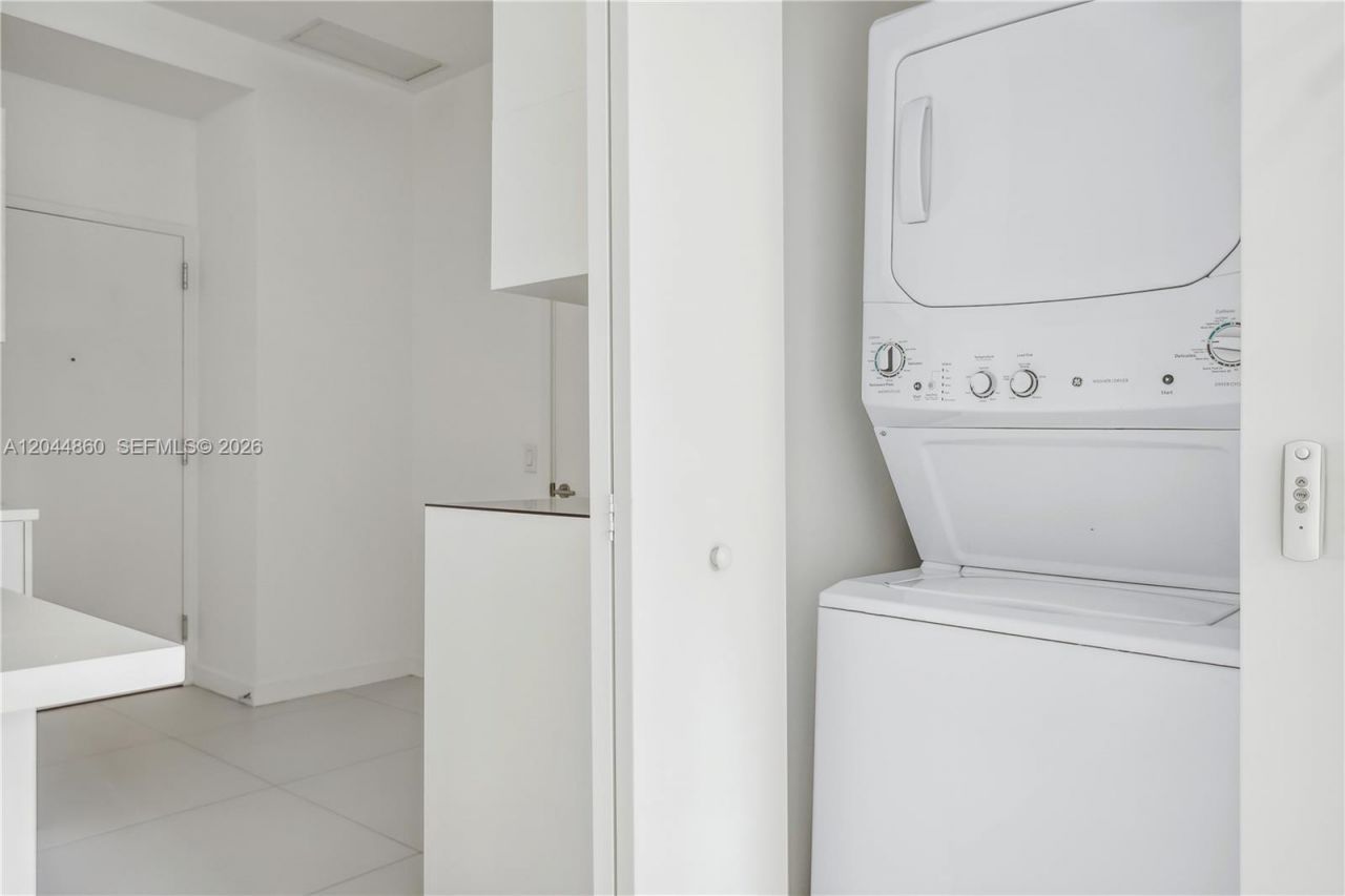 501 NE 31st St, Unit 204, Miami, FL 33137 Photo