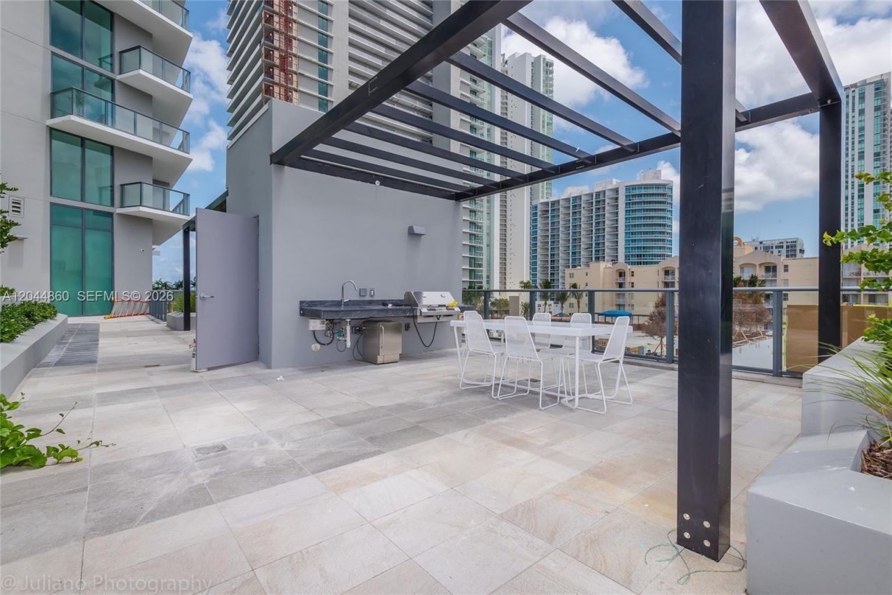 501 NE 31st St, Unit 204, Miami, FL 33137 Photo