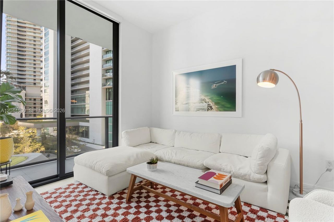 501 NE 31st St , Unit 204, Miami, FL 33137 Photo