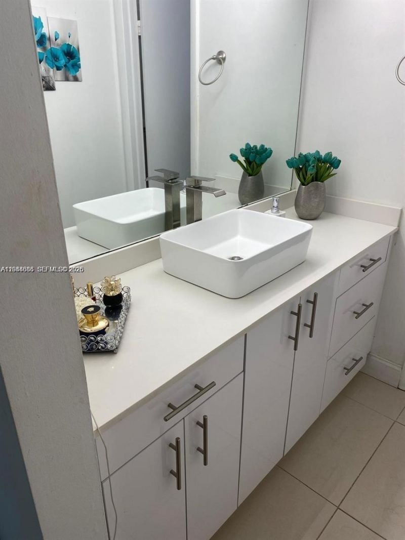 8838 W Mcnab Rd , Unit 104, Tamarac, FL 33321 Photo