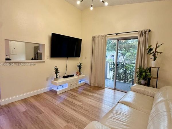 2361 NW 96th Ter , Unit 18H, Pembroke Pines, FL 33024