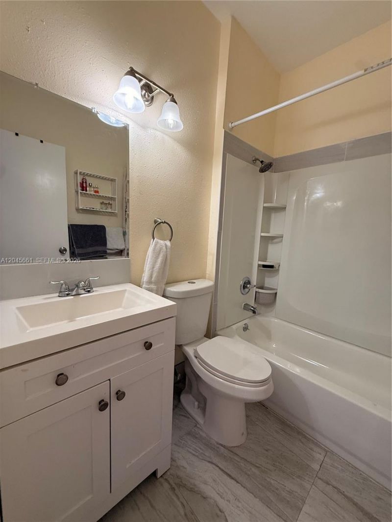 2361 NW 96th Ter , Unit 18H, Pembroke Pines, FL 33024 Photo