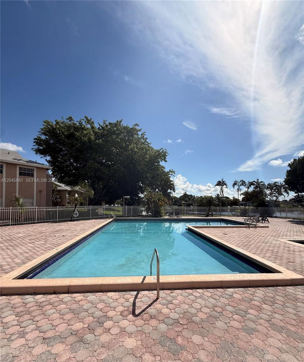 2361 NW 96th Ter , Unit 18H, Pembroke Pines, FL 33024 Photo