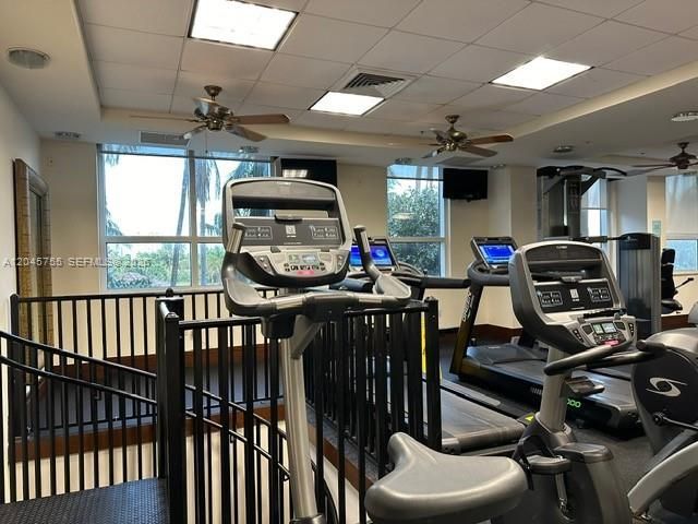 19501 W Country Club Dr, Unit 406, Aventura, FL 33180 Photo